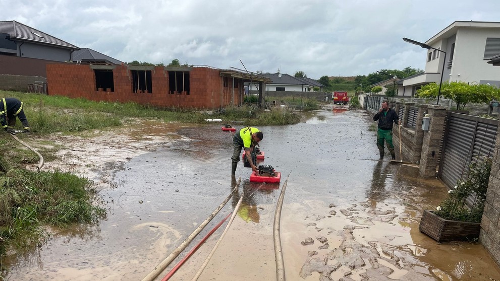 Časť Nitry potrápilo počasie.