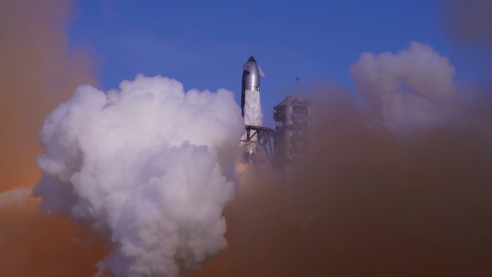 Kozmická loď Starship spoločnosti SpaceX odštartovala zo základne spoločnosti - Starbase.