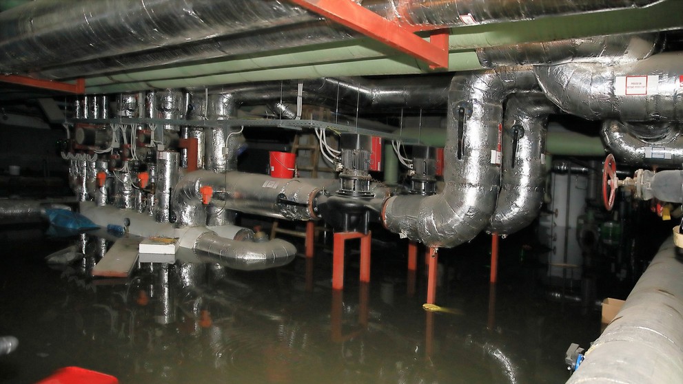 Zatopená nemocnica v Nových Zámkoch