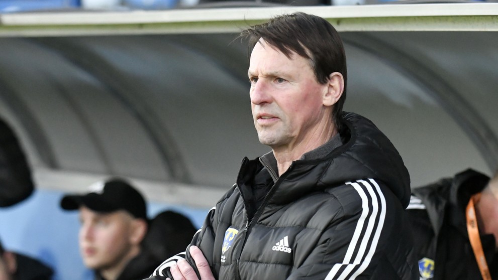 Tréner Michaloviec František Straka v 2. kole nadstavbovej časti Niké ligy skupiny o udržanie sa proti Košiciam.