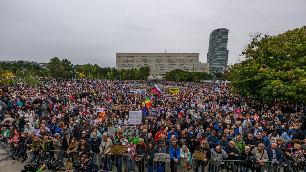 Protestujúci v Bratislave