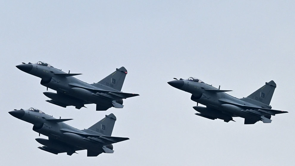 Činske stíhačky Chengdu J-10C v službách pakistanskej armády.