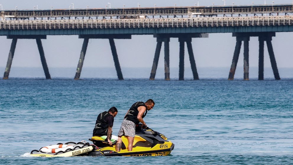 Ojedinelý útok žraloka v Izraeli.