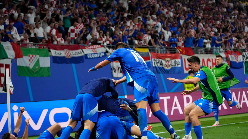 Talianska radosť po góle proti Chorvátsku na ME 2024.