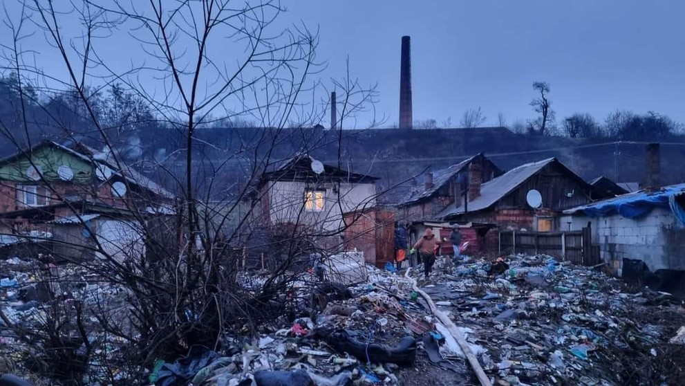 Čierna skládka v obci Jasov