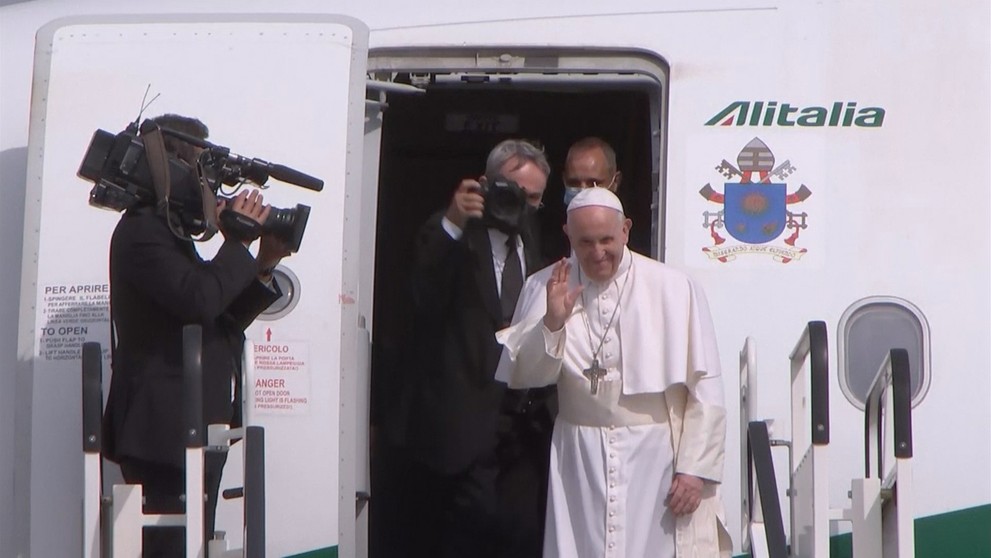 Pápež ukončil návštevu Slovenska.