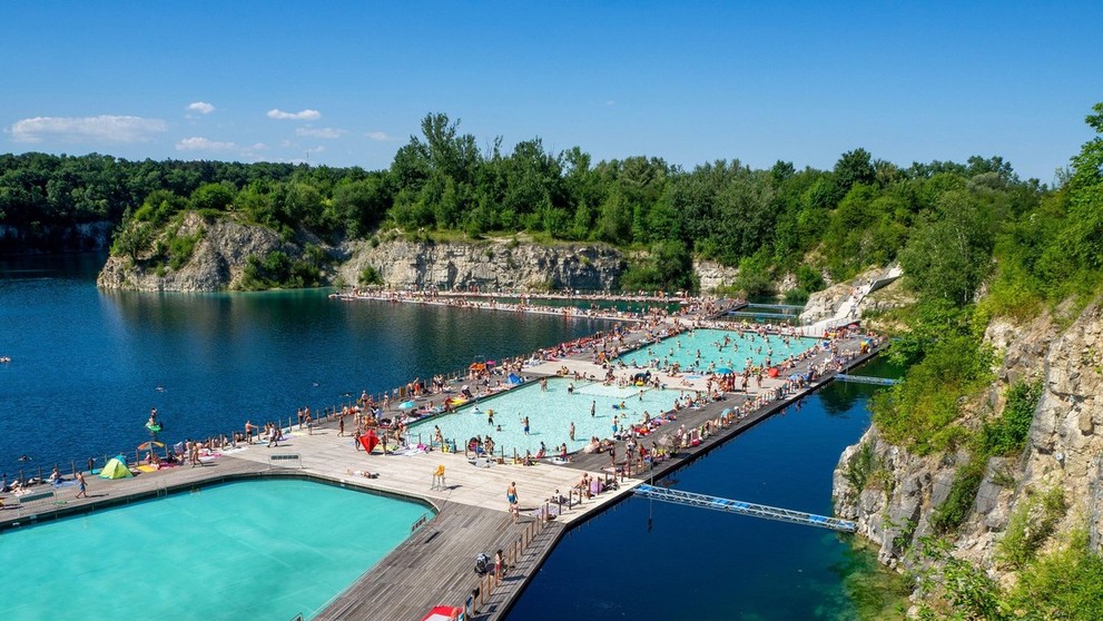 Unikátne kúpalisko v bývalom lome.