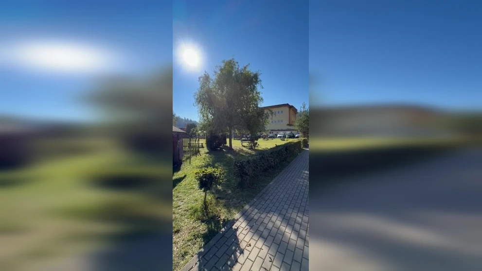 Útok na škole v Staškove.