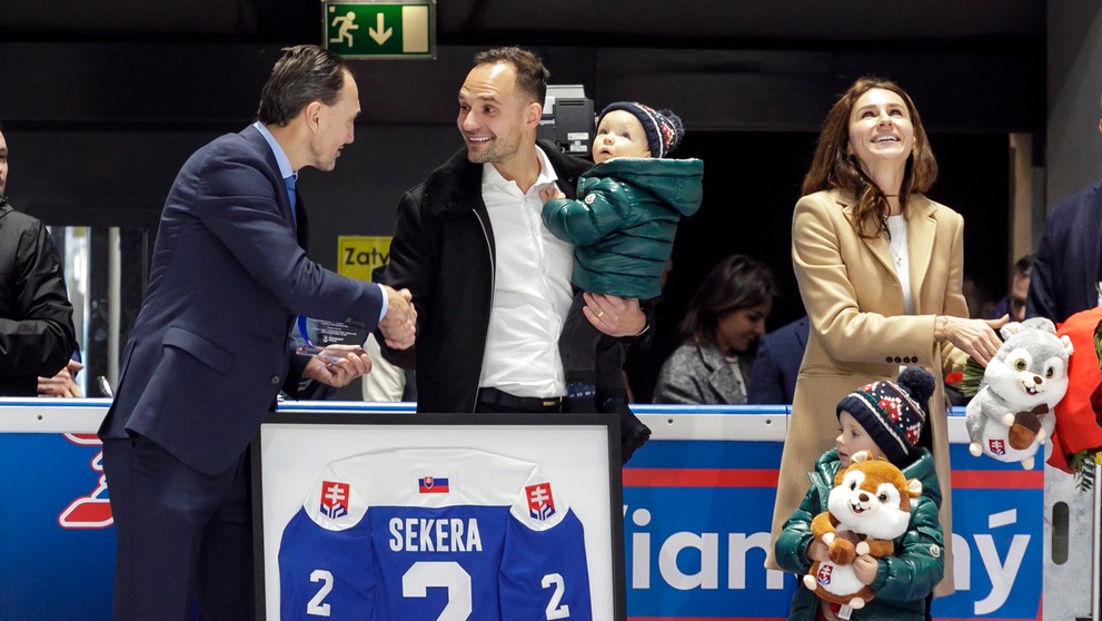 Poďakovanie Andrejovi Sekerovi za reprezentáciu.