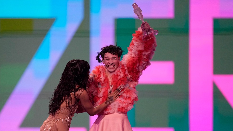 Víťaz Eurovízie švajčiarsky rapper Nemo.