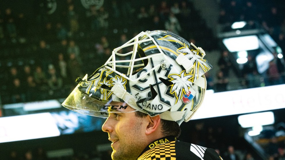 Adam Húska v drese Lugana.