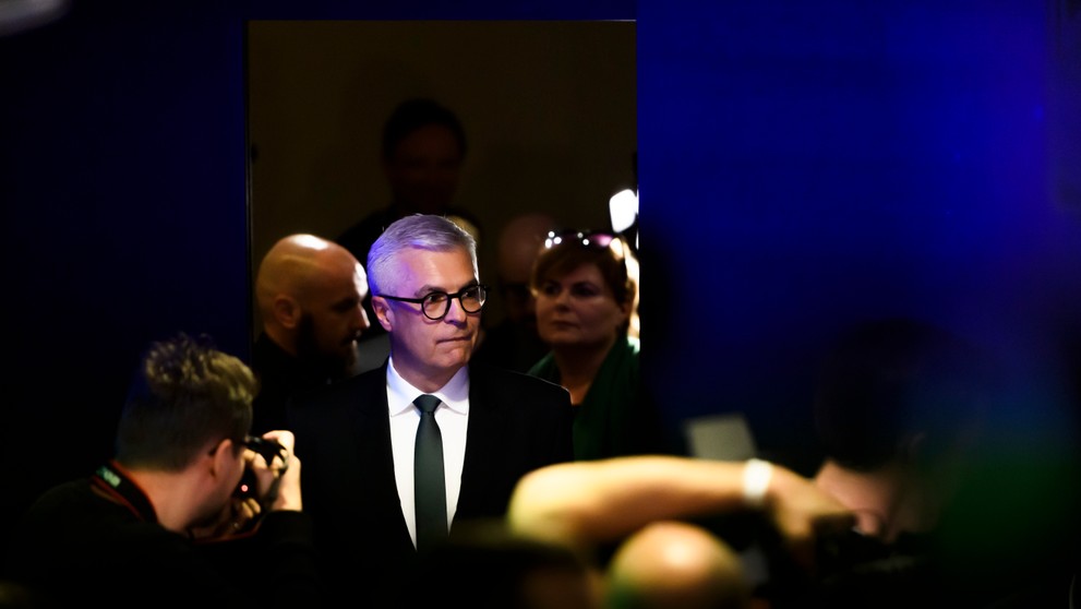 Kandidát na prezidenta SR Ivan Korčok reaguje na predbežné neoficiálne výsledky vo svojej volebnej centrále.