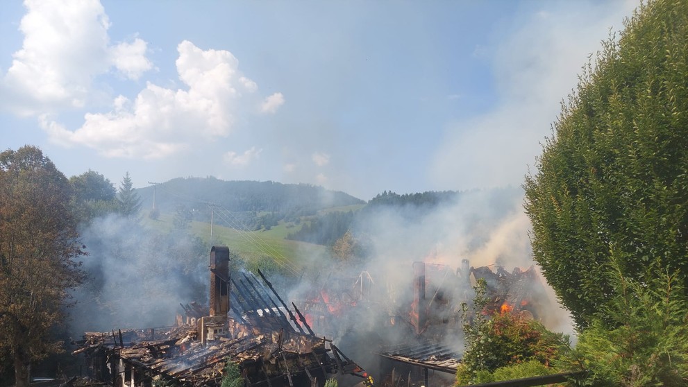 Požiar penziónu v Zázrivej.