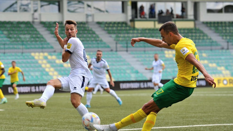 Sprava Branislav Sluka (Žilina) a Michal Pintér (Zlaté Moravce) v 5. kole Fortuna ligy.