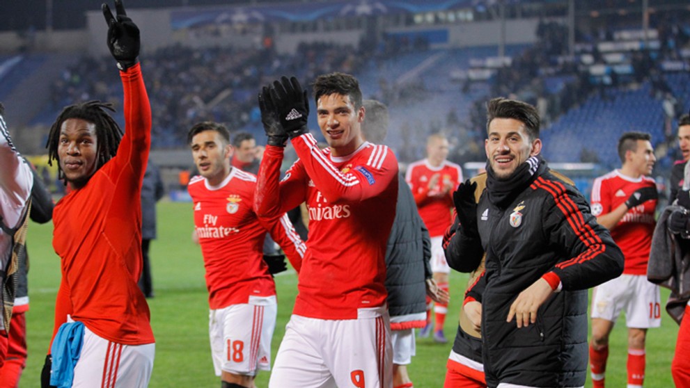 Futbalisti Benficy Lisabon sa tešia po výhre v odvetnom osemfinálovom zápase LM proti Zenitu Petrohrad .