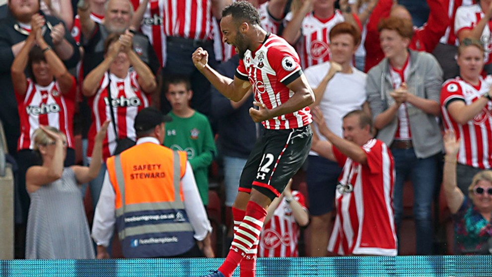 Hráč Southampton Nathan Redmond. 