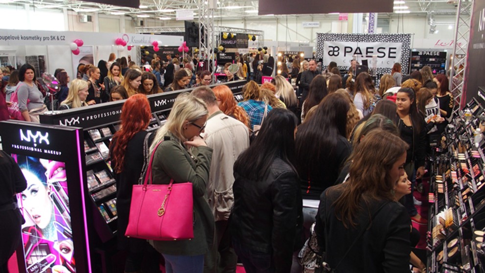 Archívna snímka z medzinárodného veľtrhu kozmetiky Interbeauty. 