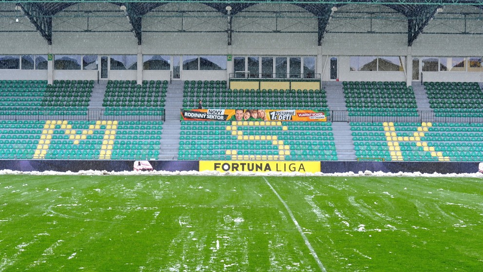 Zápas Žilina - Trenčín odložili pre nespôsobilý terén.