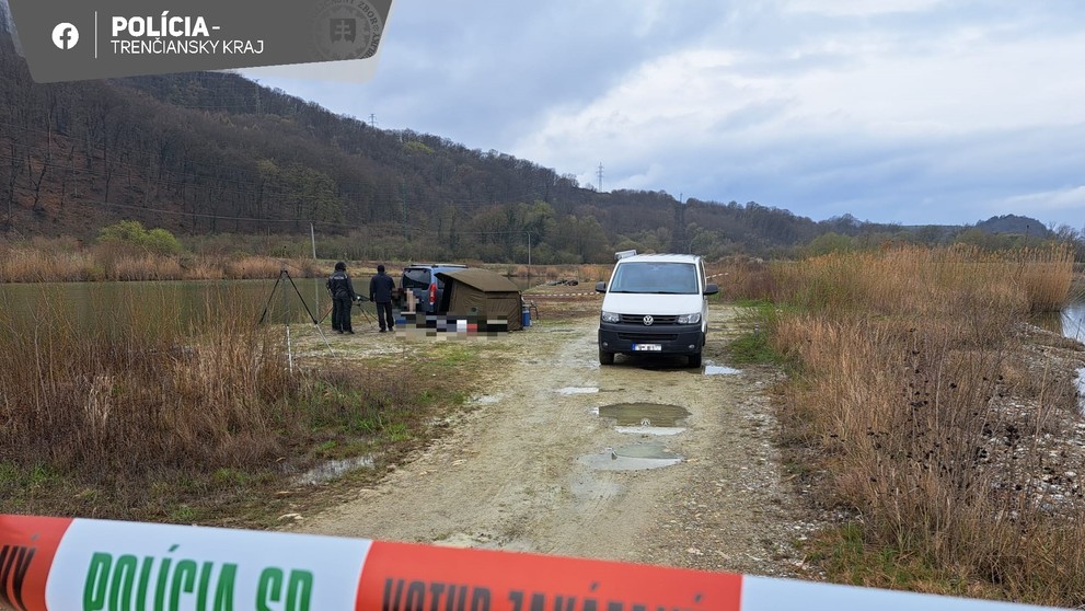Neďaleko Trenčína našli mŕtveho rybára