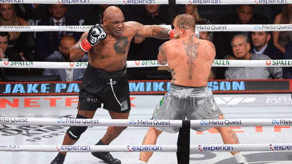 Hviezda sociálnych sietí Jake Paul porazil boxerskú legendu Mikea Tysona