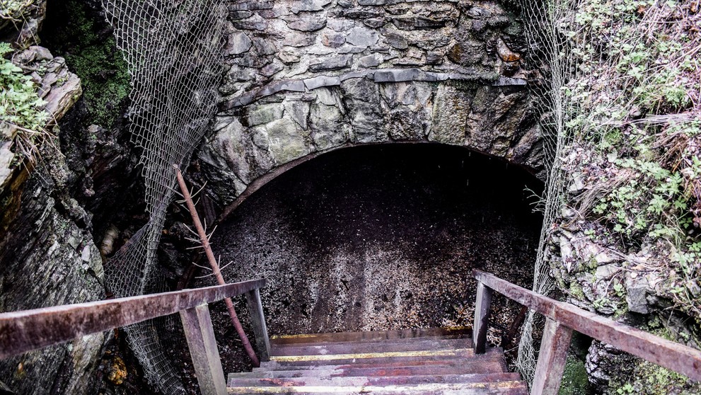 Vstup do Slavošovského tunela 