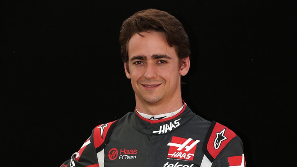 Mexický jazdec tímu Haas Esteban Gutierrez.