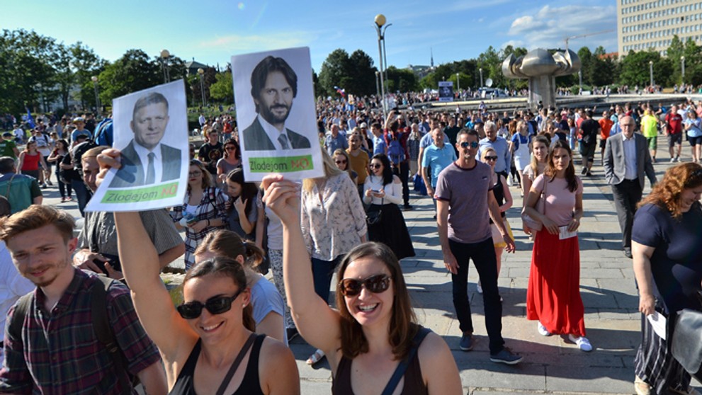 Účastníci druhého protestu proti korupcii v Bratislave.