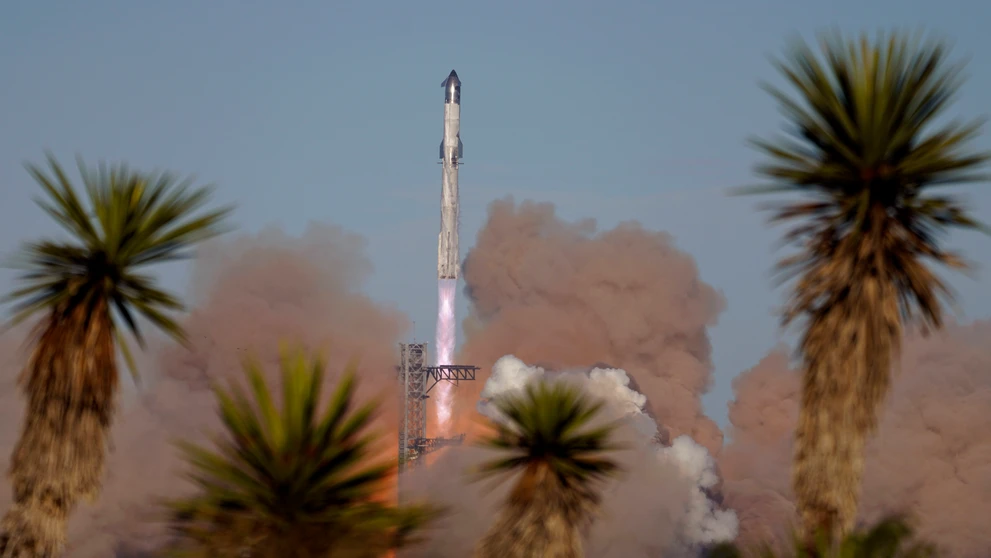 SpaceX_Starship_Launch038422101452 (1)