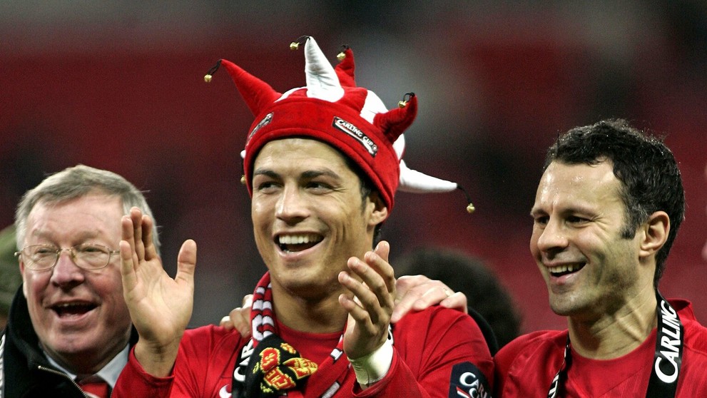Tréner Manchestru United Sir Alex Ferguson, Cristiano Ronaldo a Ryan Giggs.