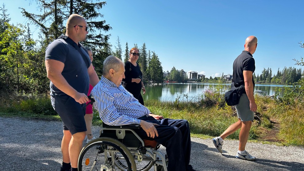 Bývalý český prezident Miloš Zeman dovolenkuje vo Vysokých Tatrách.