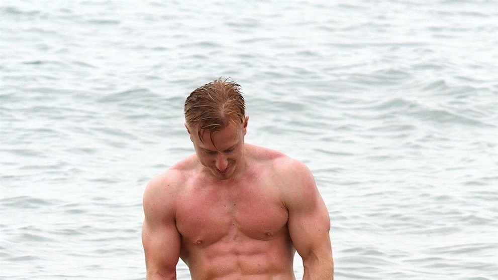 Katie Price s 29-ročným milencom, trénerom Krisom Boysonom.