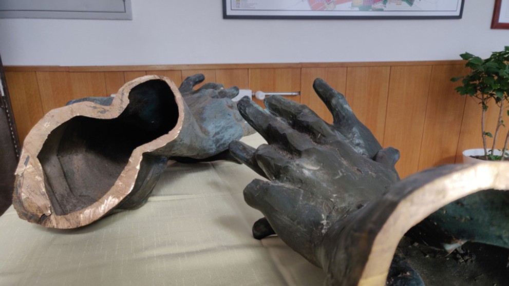 Odpílený malíček zo súsošia v obci Stráňavy pri Žiline.