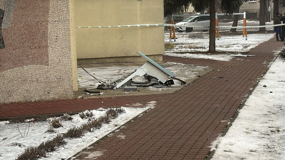 Výbuch bankomatu v obci Závod