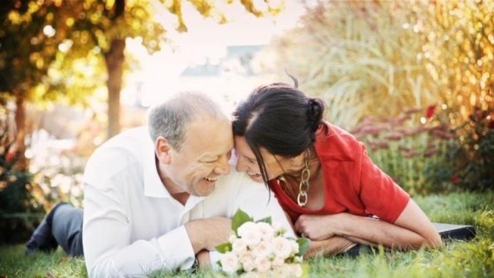 Policajti hliadkujú  pred Bazilikou Matky Božej po útoku nožom v juhofrancúzskom meste Nice..jpg