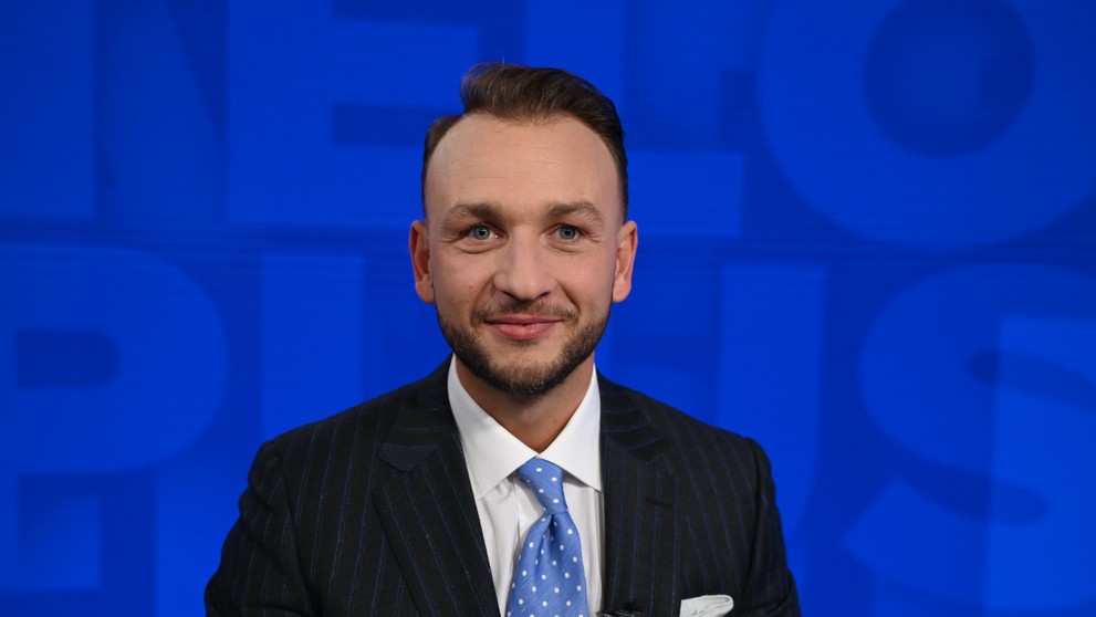 Matúš Šutaj Eštok.