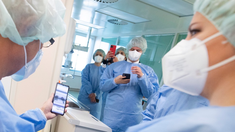 Z. Čaputová na návšteve nemocnice v Ružinove.