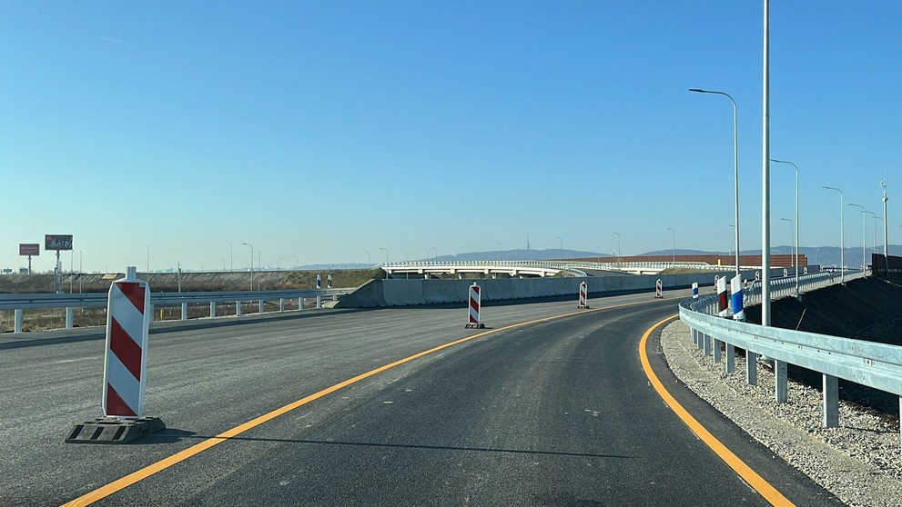 Diaľnica D1 je sprejazdnená