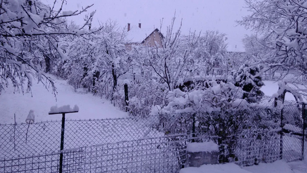 Husté sneženie v Banskej Bystrici.