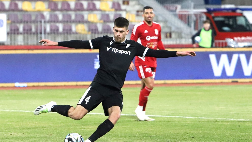 Samuel Kozlovský (Trenčín) v zápase 20. kola Niké ligy na pôde Banskej Bystrice.