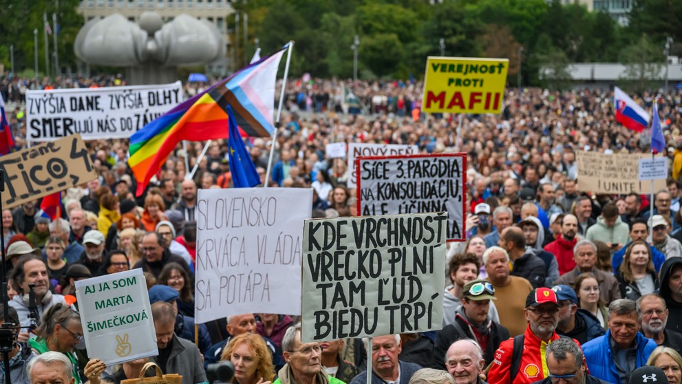 Protestujúci v Bratislave