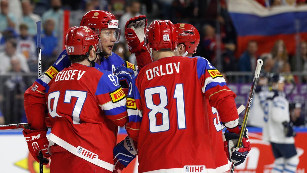 Radosť Rusov po góle proti Fínsku v dueli o bronz na MS 2017.