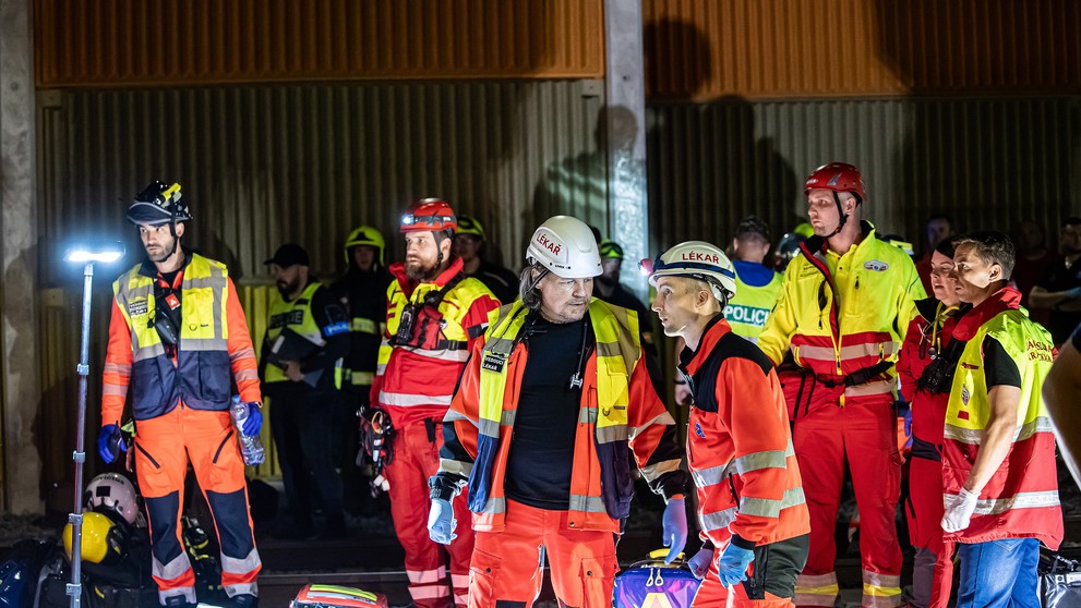 Zrážka vlakov v Pardubiciach.