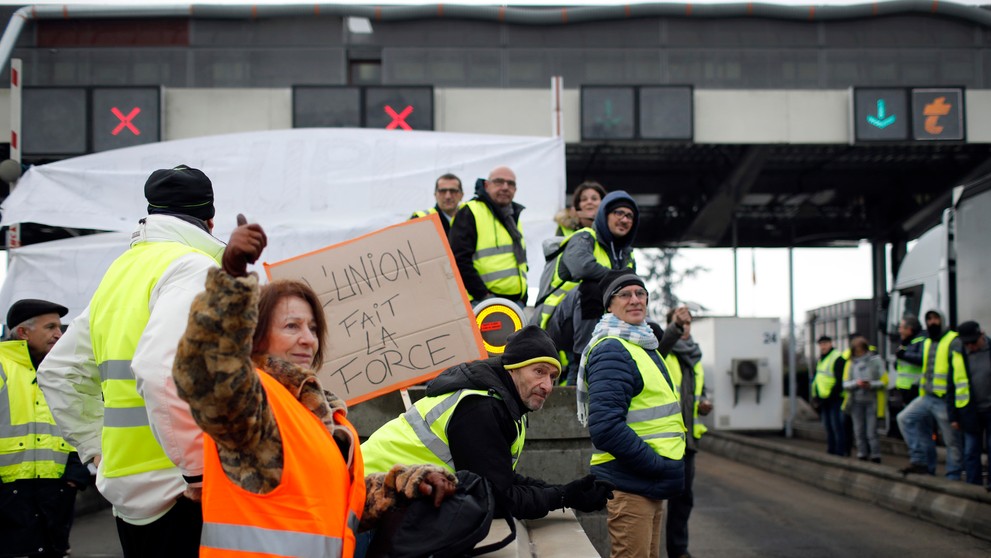 Protestujúci vo Francúzsku.
