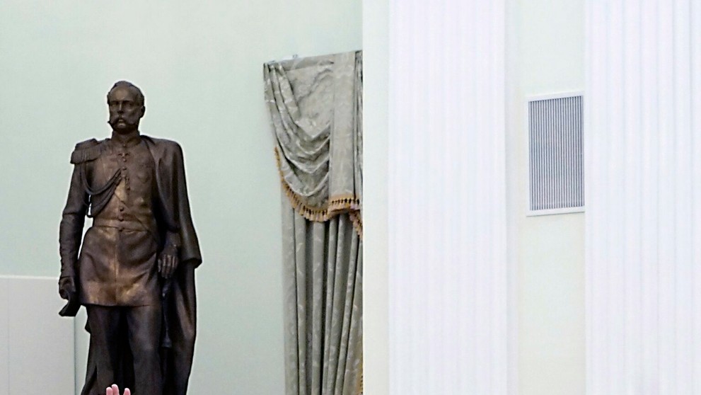 Stretnutie Macrona a Putina v Moskve