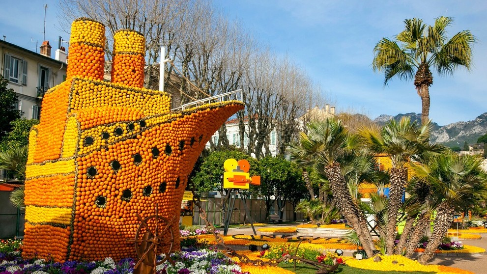 Citrusový festival v Mentone.