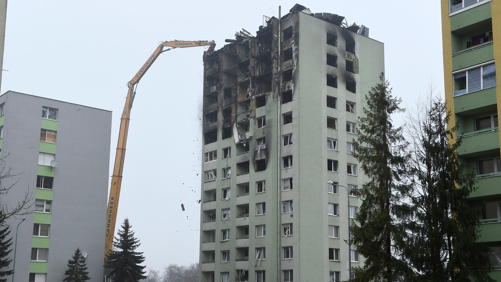 Tibor Eliot Rostas na súde. 
