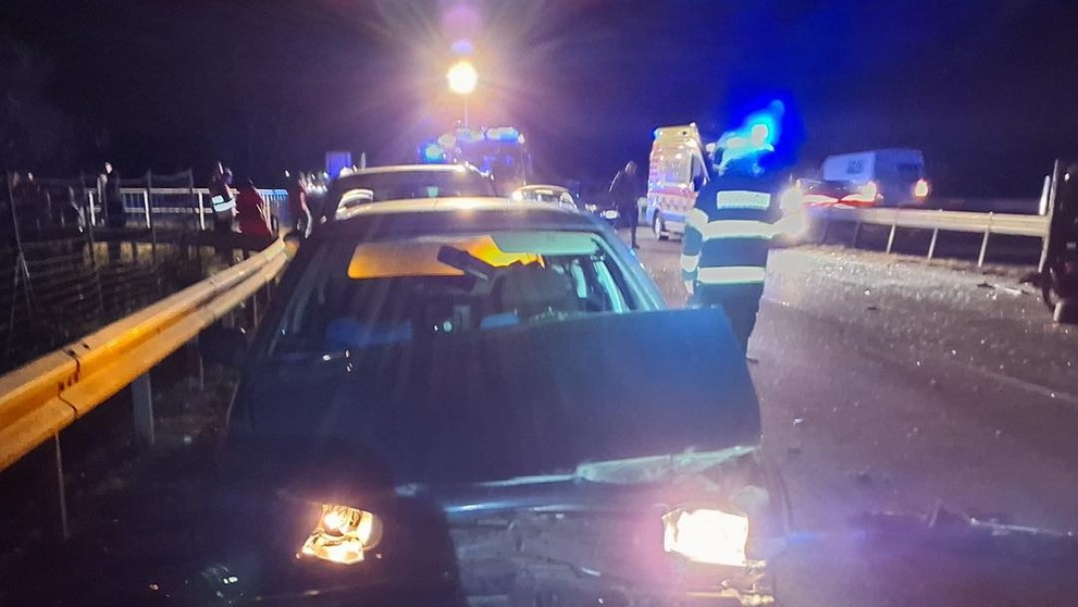 605721357_1193139619618974_7587672431112216512_n