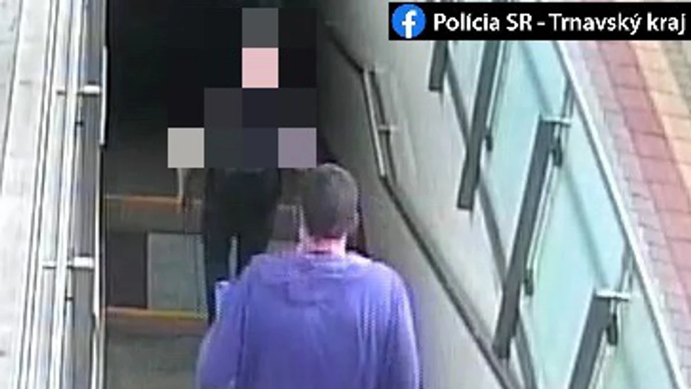 Exibicionista z vlaku na trase Dunajska Streda - Bratislava.
