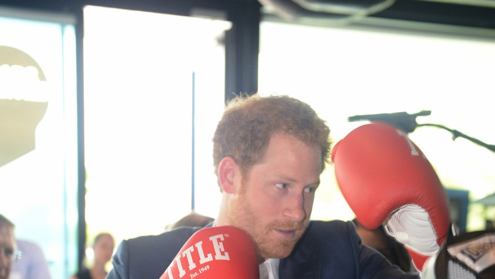 Princ Harry sa dal na box. 