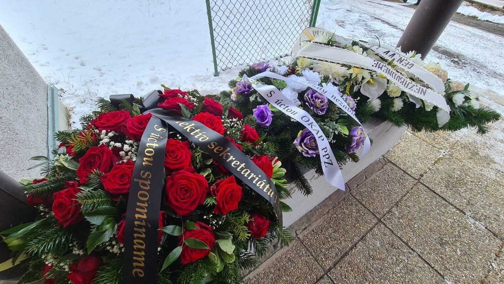 Exminister vnútra Robert Kaliňák prišiel na pohreb Milana Lučanského do Štrby.